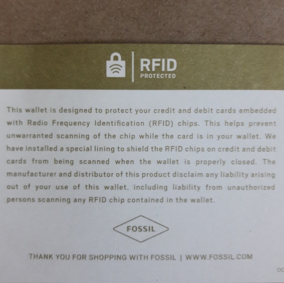 NWT FOSSIL RFID PROTECTED WALLET CASE ORGANIZER - Picture 7 of 7